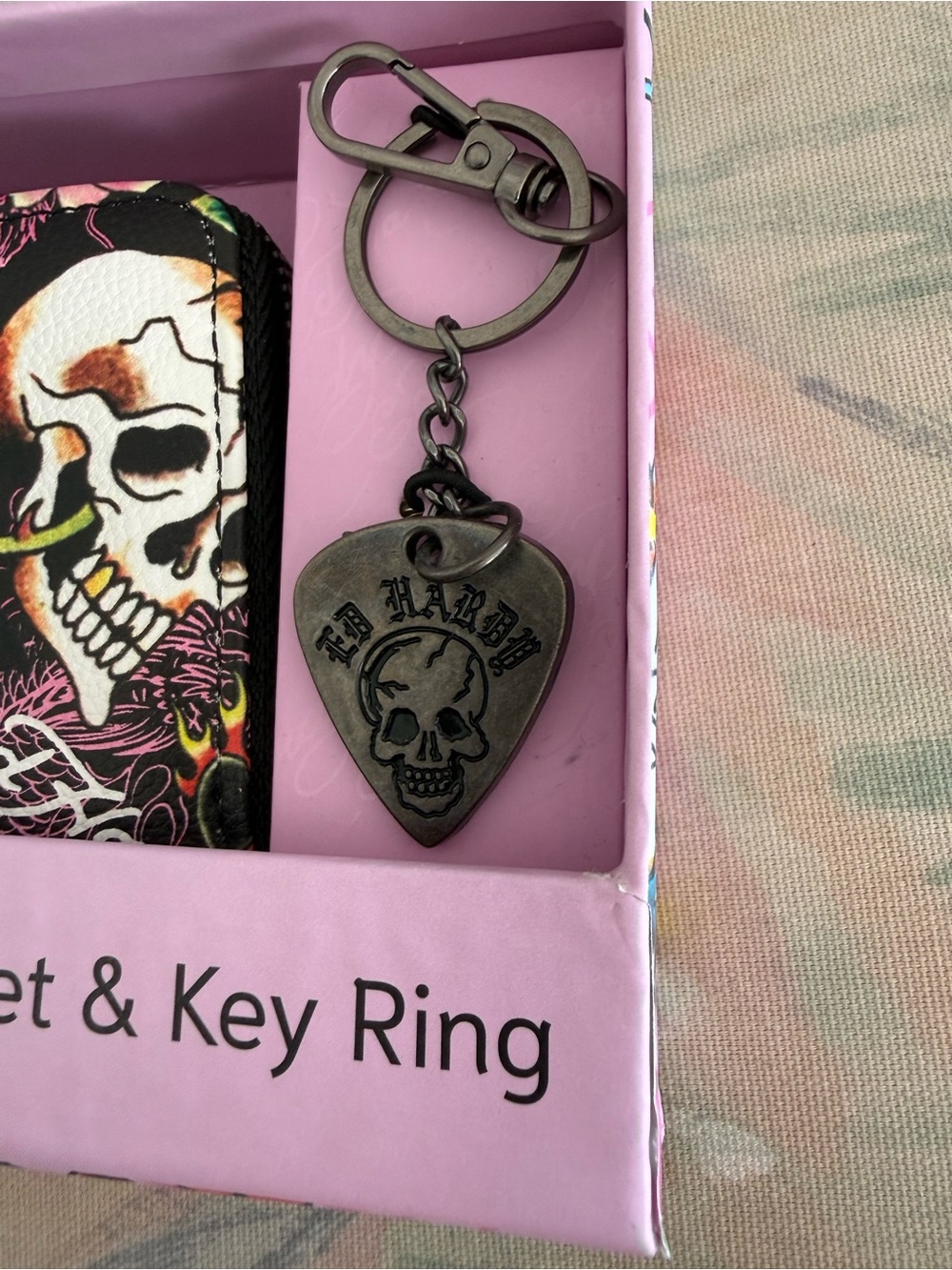 Ed Hardy Black Floral & Skull Zip-Around Wallet with Key Ring - Picture 3 of 4